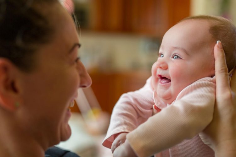 Dieser Babyname mit drei Buchstaben ist der neue Hit!