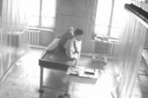 Um homem decidiu instalar uma câmara oculta na morgue. Ficou chocado com o que viu nas imagens da câmara ➤ Buzzday.info