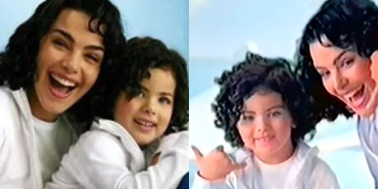 E quem não se lembra dela em “Mini Ana Paula Arósio”, que ficou muito famosa quando era apenas uma criança, ao protagonizar uma campanha publicitária com uma atriz e surpreender todos com a sua semelhança