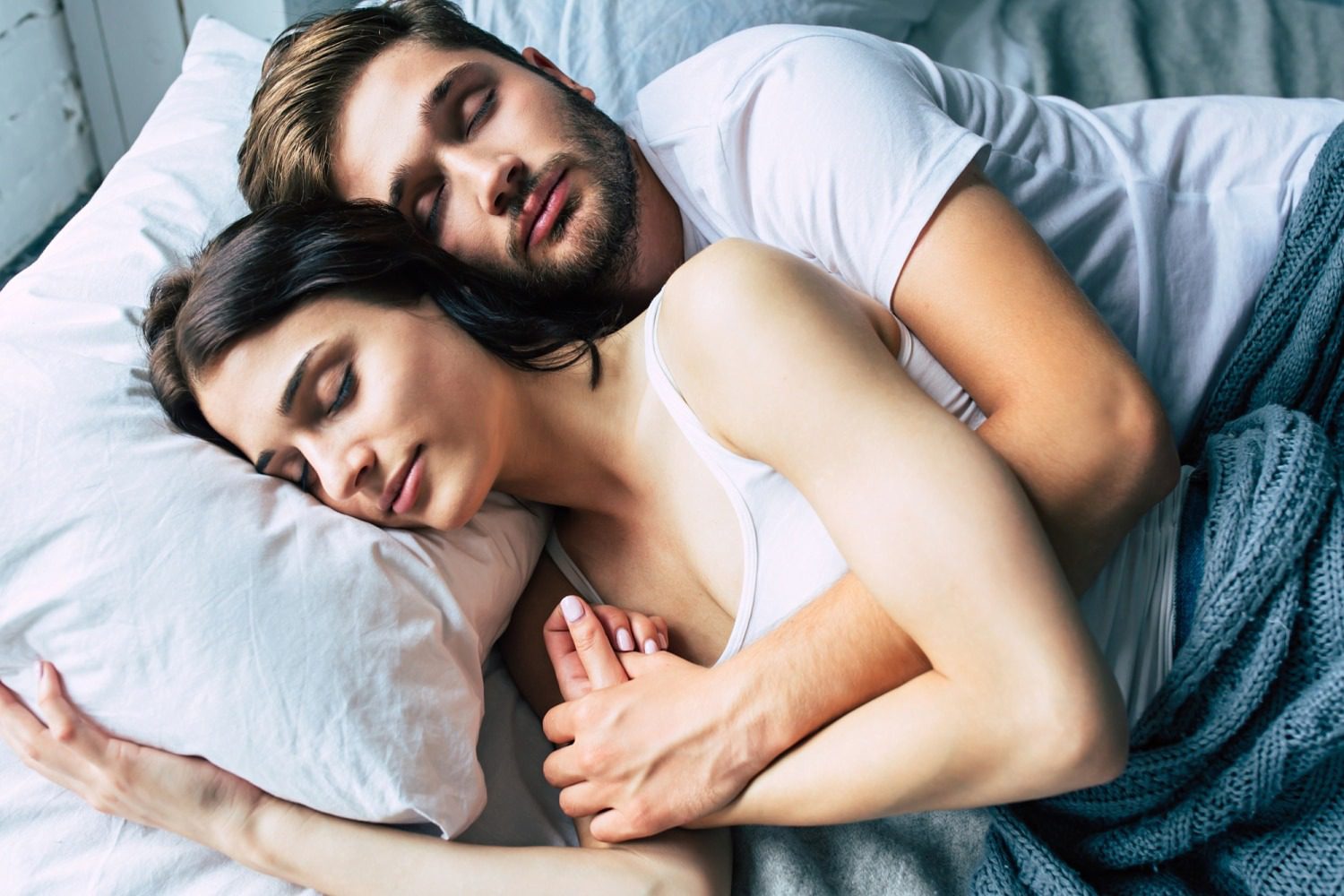 Milyen pózban alszol? ➤ Buzzday.info