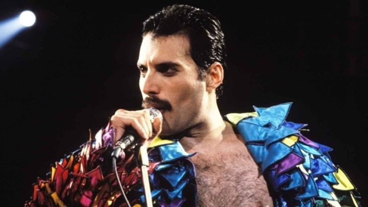 Así suena en español una versión inédita de la canción “Bohemian Rhapsody” de Freddie Mercury