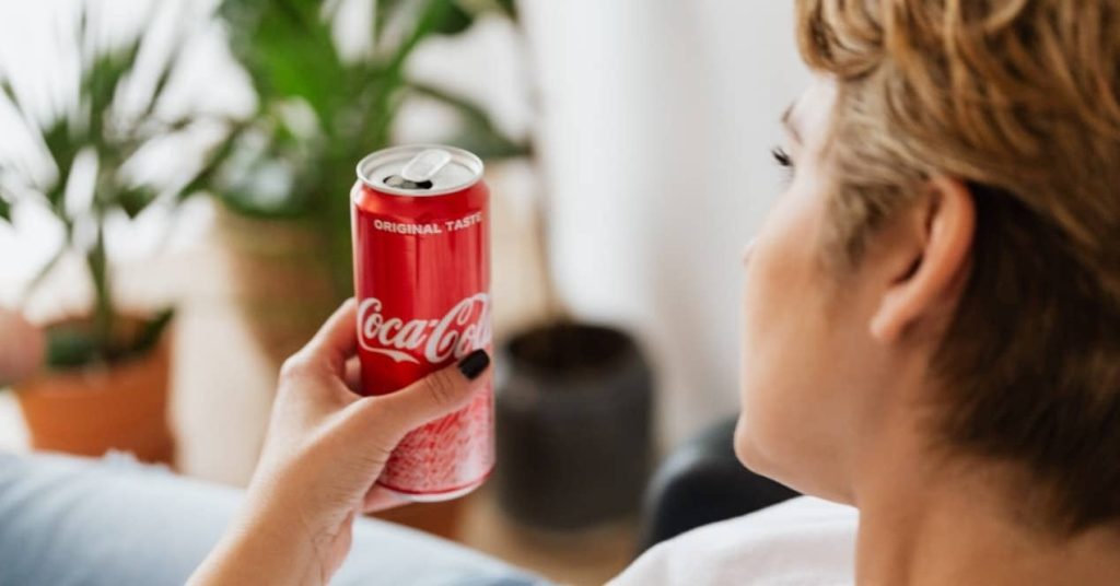 Wenn du dein Haar mit Coca-Cola wächst, passiert etwas Seltsames