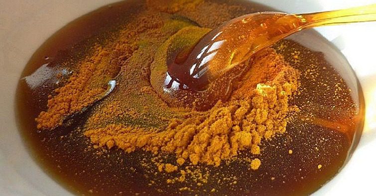 Kurkuma und Honig: Wirkung und Rezept für “Goldenen Honig ➤ Buzzday.info