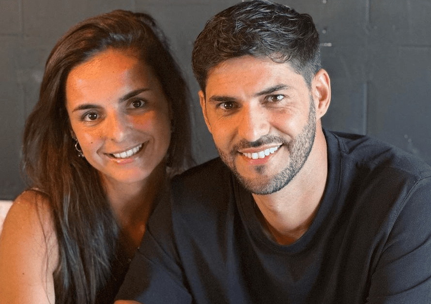 Reconheces este casal? Estiveram separados, mas agora estão mais apaixonados do que nunca!