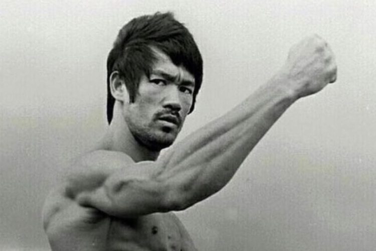 A verdadeira causa da morte de Bruce Lee, de acordo com uma revista médica