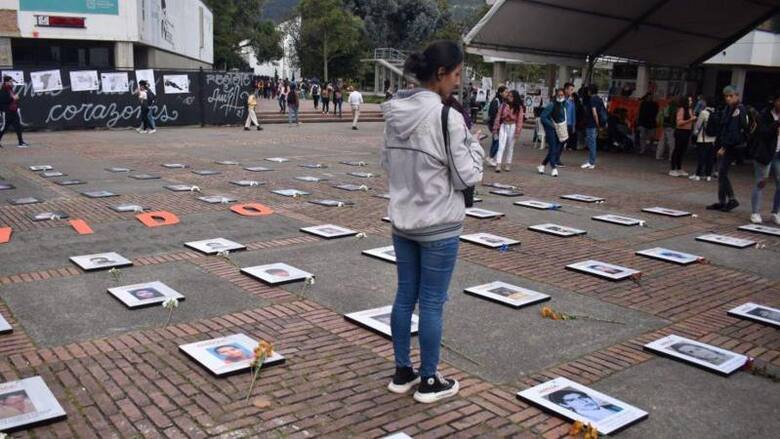 En 1988, algunos estudiantes desaparecieron. Ahora, los han encontrado y están listos para contar sus historias