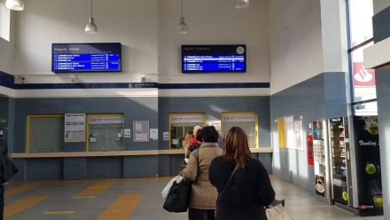 W piątkowe popołudnie na stacji kolejowej w Gorzowie panował chaos