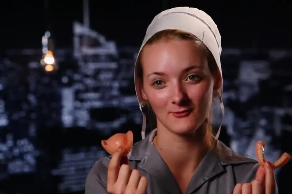 É por isso que as mulheres Amish arrancam os dentes após o casamento