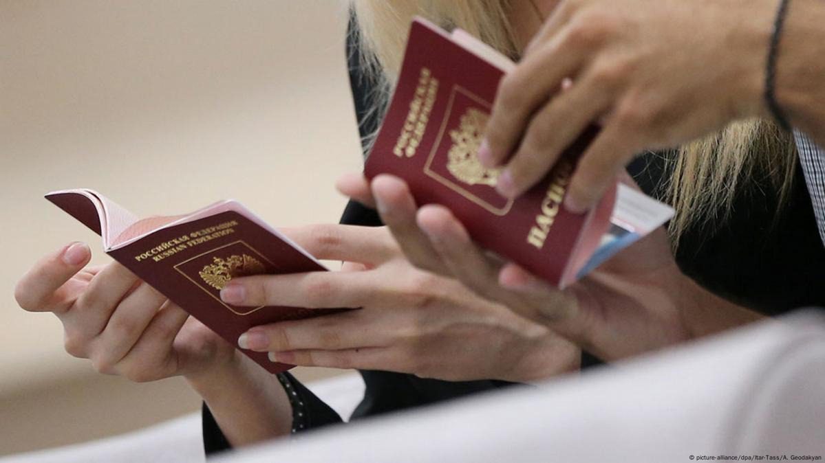 Aquí hay una lista de personas que se han nacionalizado rusas. Es difícil de creer