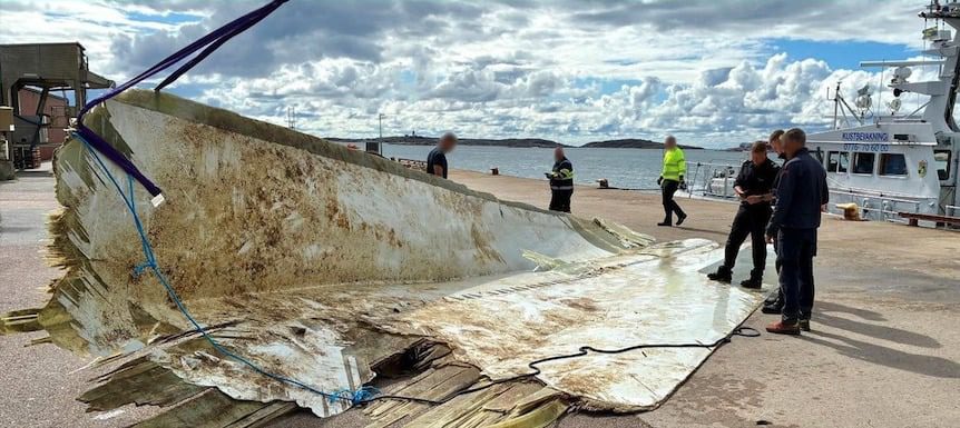 Бреговата охрана забеляза плаващ обект и след това го разгледа по-отблизо